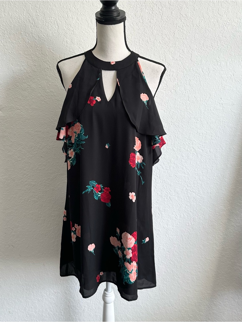 Candies Black Floral Cold-Shoulder Halter Mini Dress V neck Casual NEW with Tags